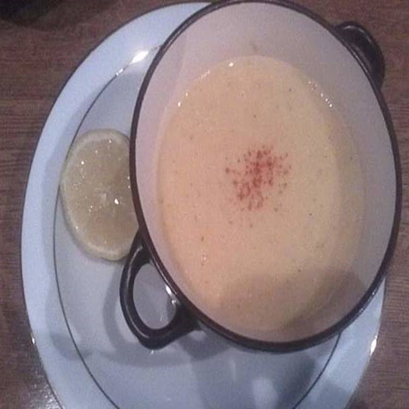 Σούπα βελουτέ από κόκκινες φακές